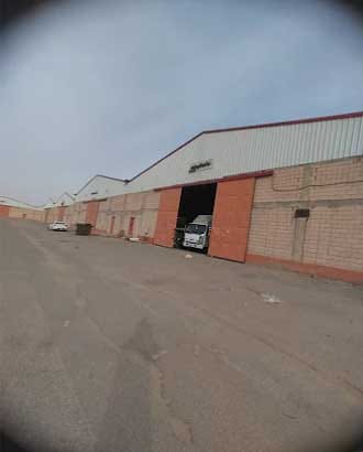 صورة لمستودعات شركة انجاز المشاريع من الخارج